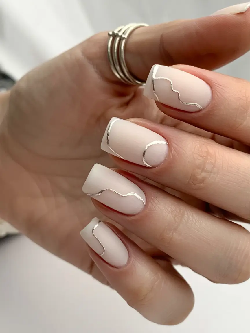 fall winter nails 2025/2026 Minimalist Silver-Lined Nude