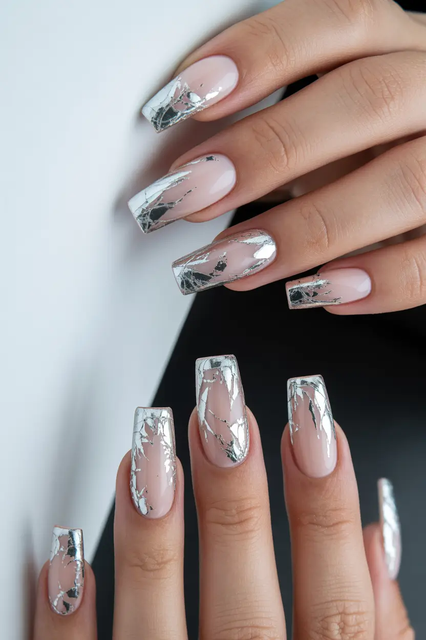 christmas-nails-acrylic-ideas-2025-Chrome-Foil-Chic
