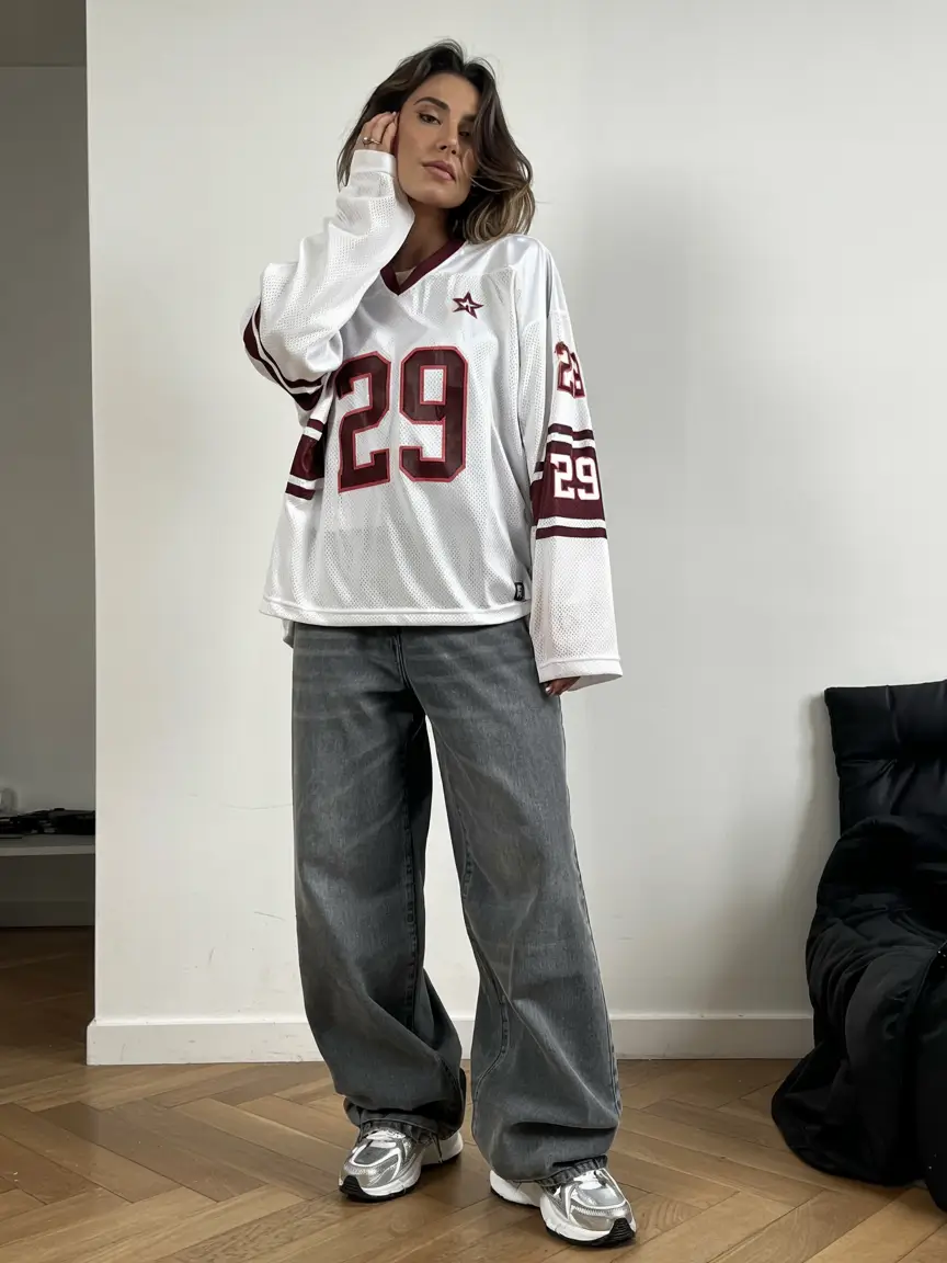 Stylish y2k outfits 2026 Sporty Retro College Cool