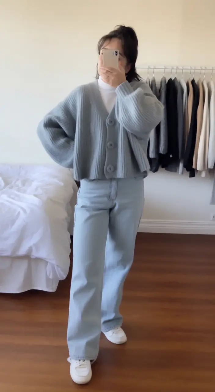 vibrant early spring outfits 2026 Soft Blue Layers with Breezy Spring Lightness