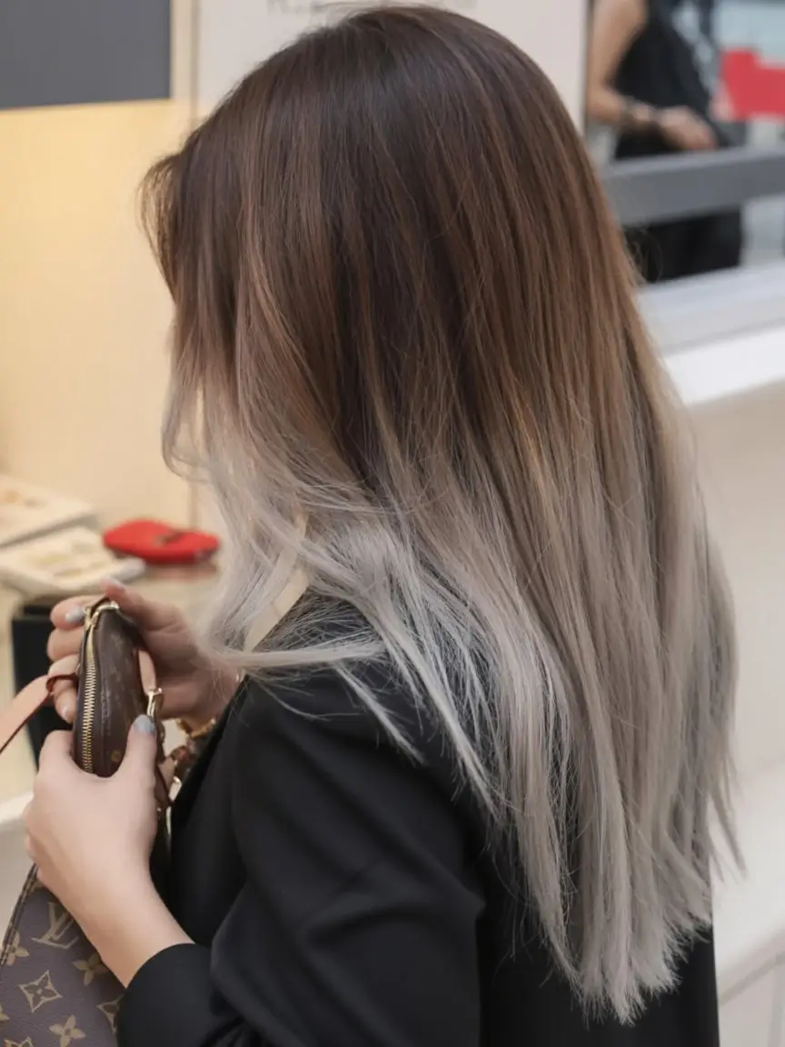May Hair Color Ideas 2026 Cool Silver Blonde Melt With Shadowed Roots