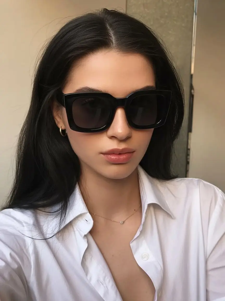 Summer Oversized sunglasses 2026 Sharp Black Geometry With Clean Minimal Styling