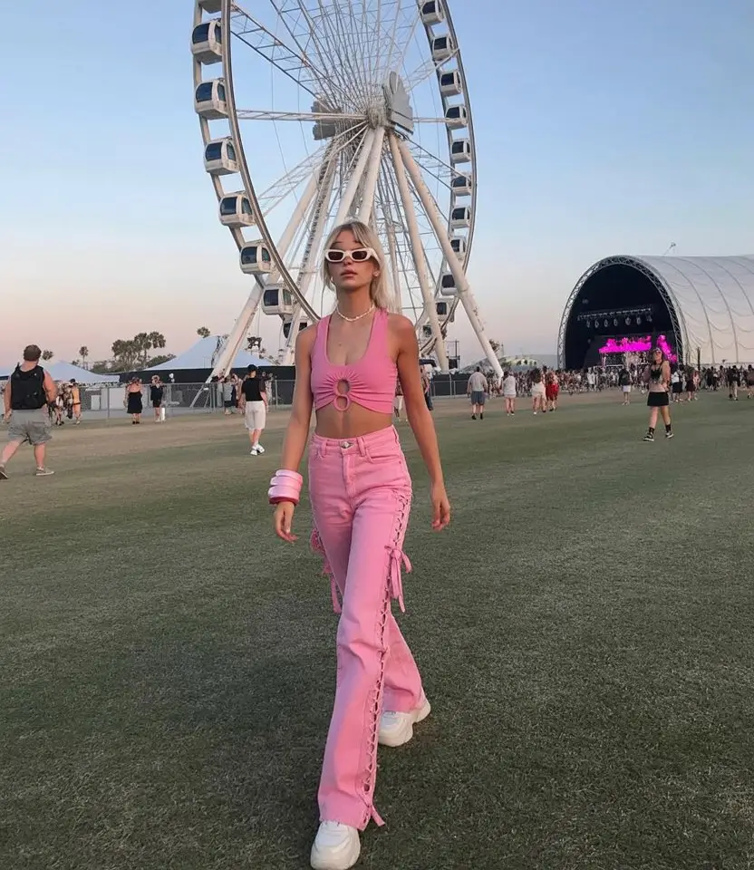 summer rave outfit for women 2026 Soft pink statement set with bold Y2k energy