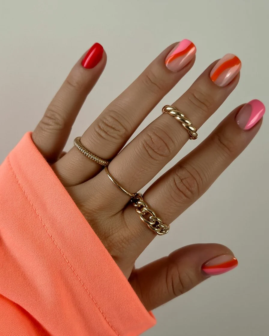 summer gel nails 2026 Sunset Waves In Bright Summer Motion