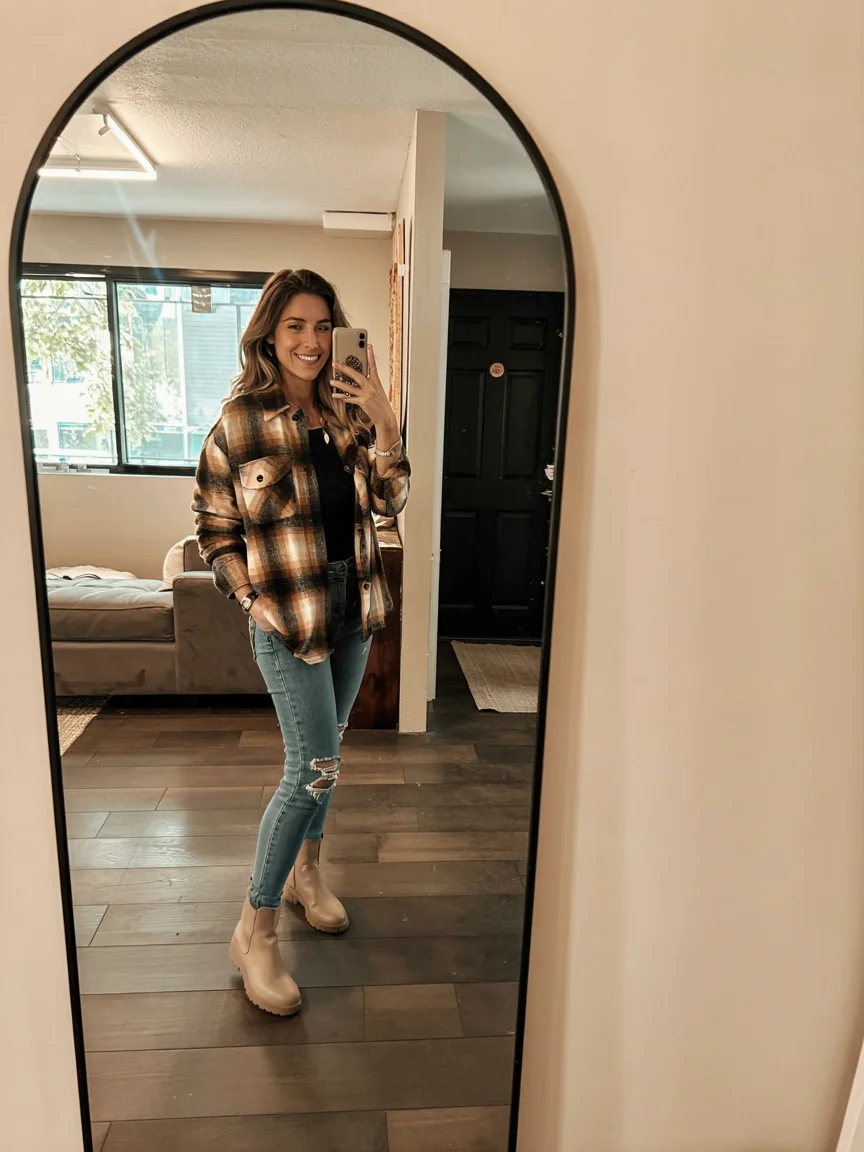 fall fashion for women over 40 Cozy Plaid Layers For Everyday Autumn Style