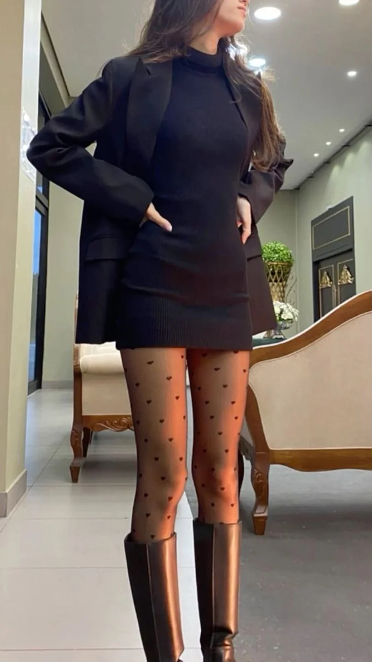 fall festival outfits dress to impress 2026 The Chic All Black Outfit That Always Feels Effortless