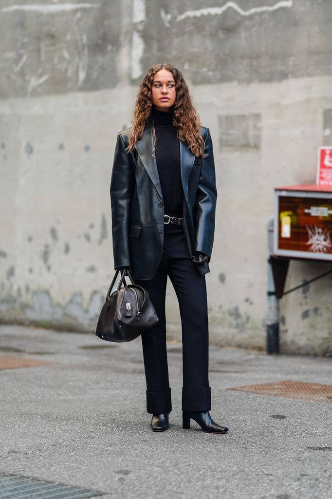 Black Turtleneck Under a Leather Blazer Black Turtleneck Under a Leather Blazer — Aesthetic Black Sweater Outfit