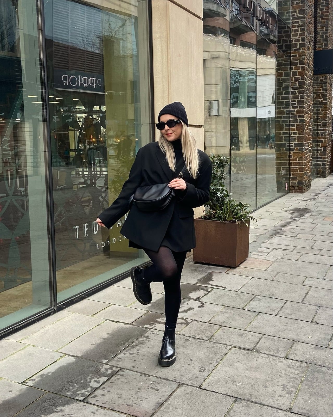 Black Turtleneck Under Blazer with Mini Skirt Black Turtleneck Under Blazer with Mini Skirt — Aesthetic Black Sweater Outfit