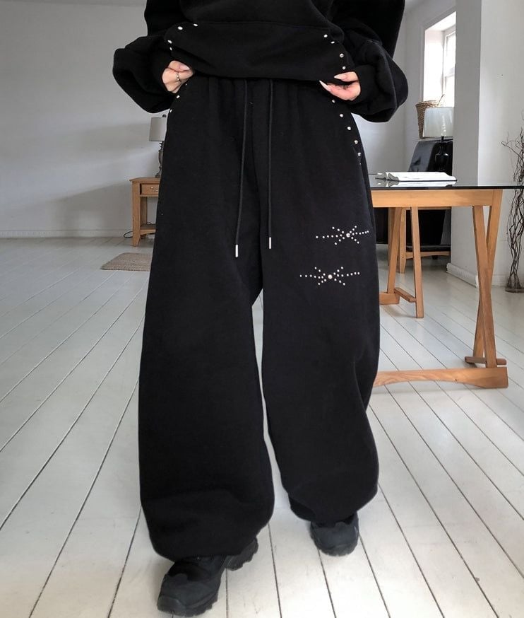 Very Wide-Leg Sweatpants with Studded Details — Aesthetic Black Sweatpants Outfit