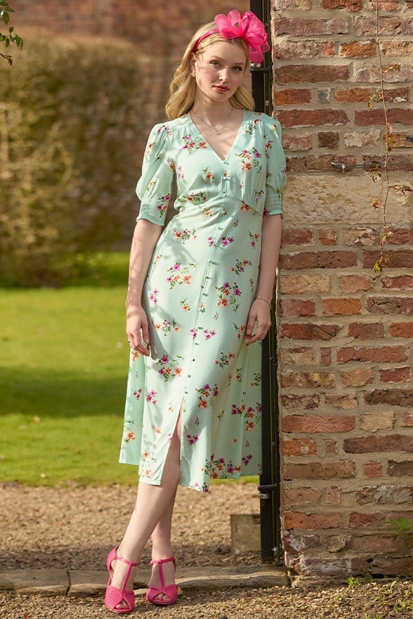 Mint Green Floral Print Midi Dress with Puff Sleeves Mint Green Floral Print Midi Dress with Puff Sleeves — Aesthetic Dress with Sleeves