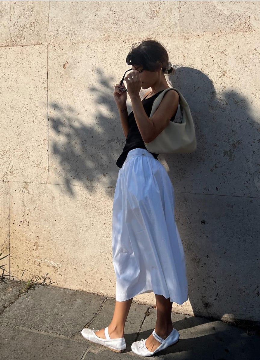 Voluminous White Midi Skirt with Black Tank Top — Aesthetic Feminine Outfits