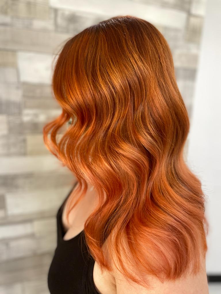 Shoulder Fiery Copper Red With Subtle Tones Shoulder Fiery Copper Red With Subtle Tones — Aesthetic Ginger Hair