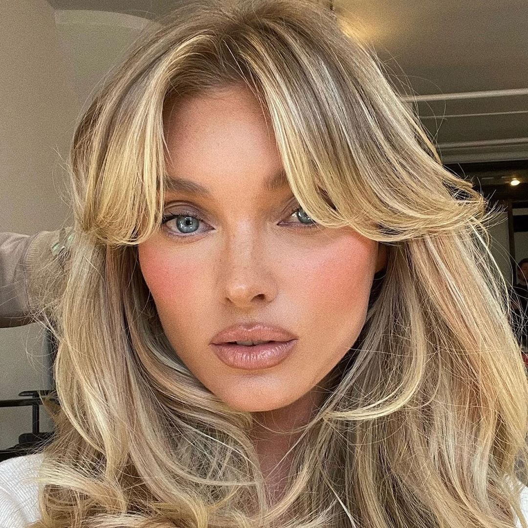 Collarbone Length Golden Blonde With Curtain Bangs — Aesthetic Golden Blonde Hair