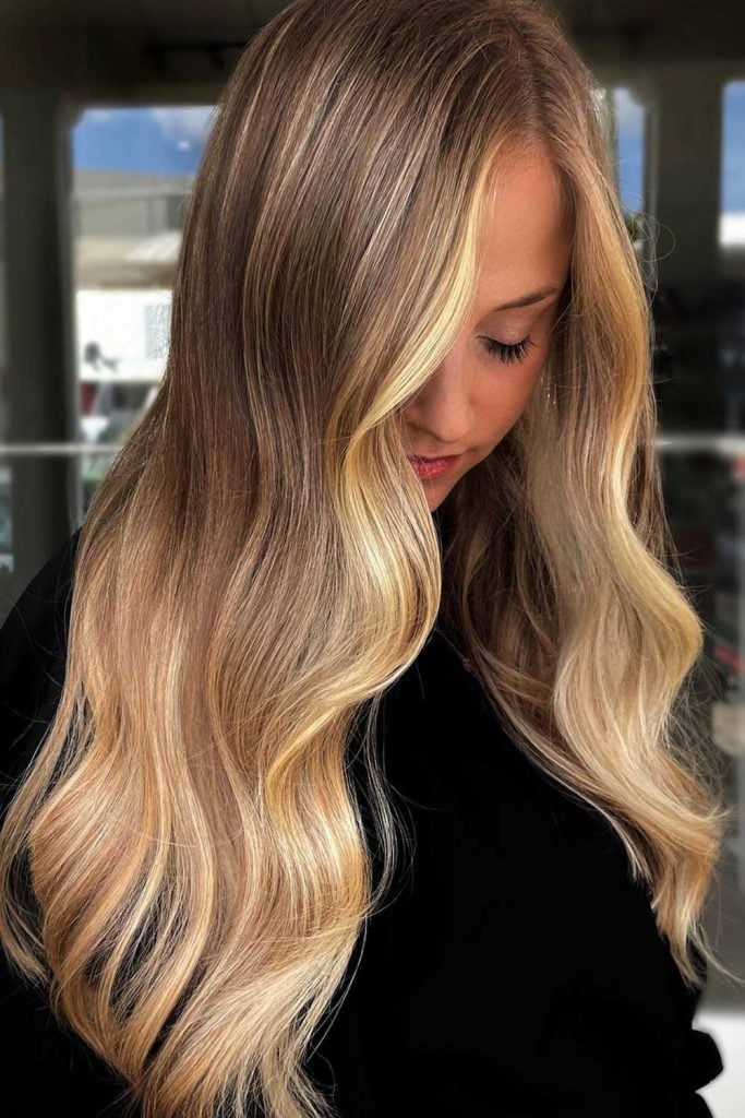 Mid-Back Blonde With Contrasting Golden Highlights — Aesthetic Golden Blonde Hair