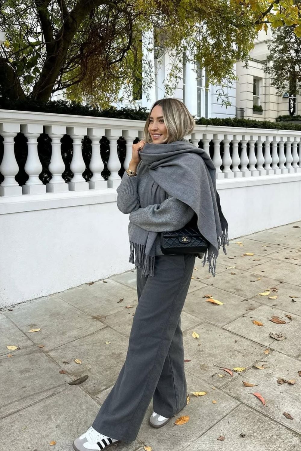 Gray Knitted Sweater With Fringed Scarf And Trousers Gray Knitted Sweater With Fringed Scarf And Trousers — Aesthetic Grey Sweater Outfit