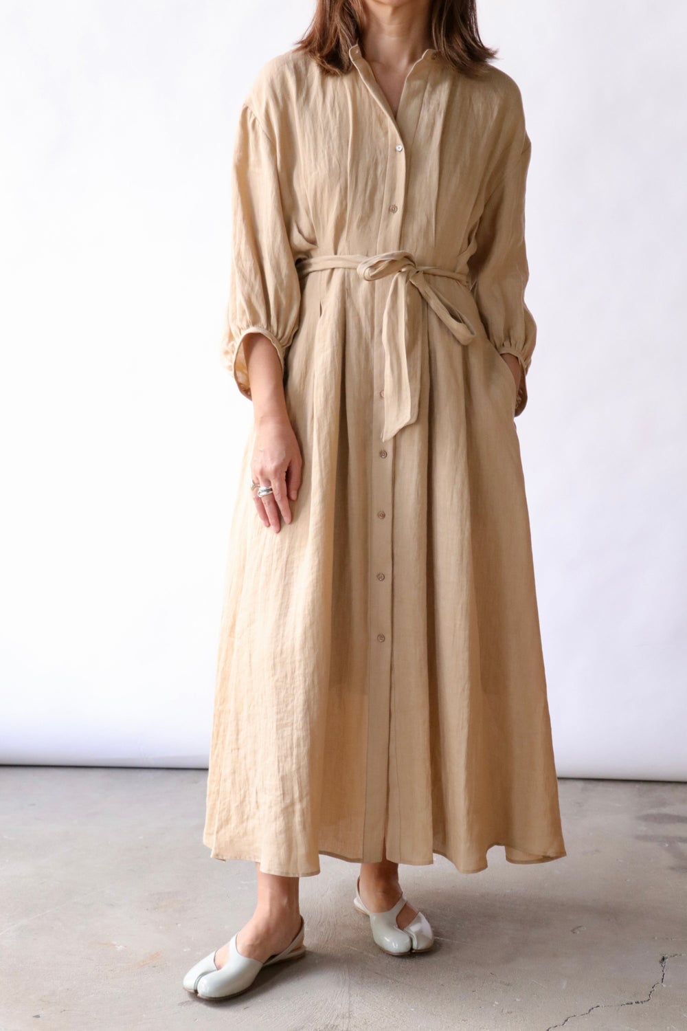 Beige Linen Shirt Dress with Poet Sleeves Beige Linen Shirt Dress with Poet Sleeves — Aesthetic Linen Dress
