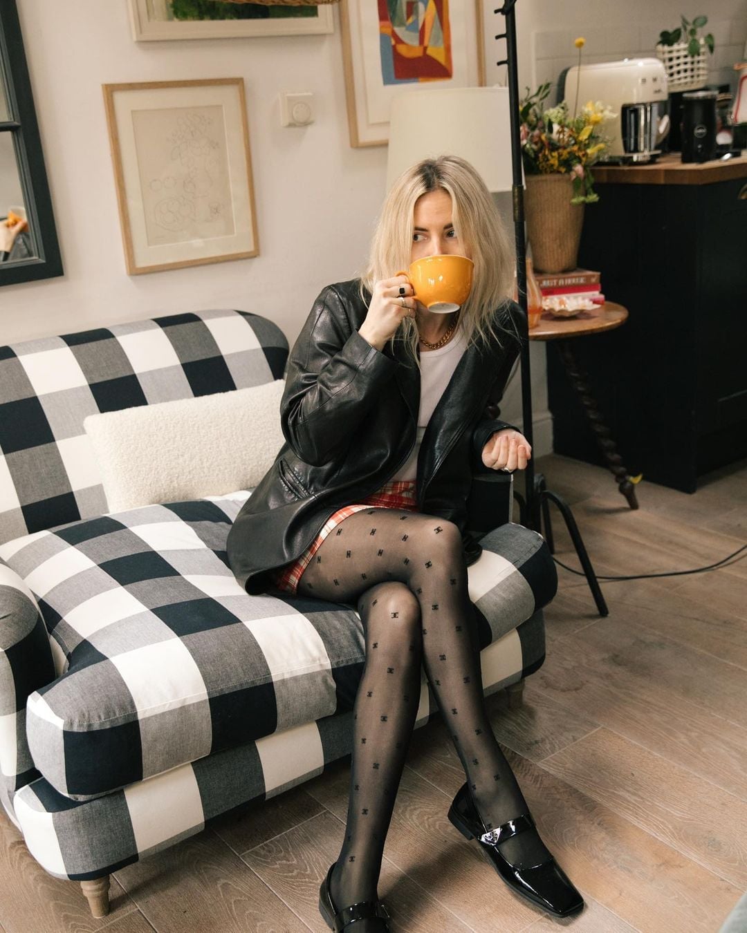 Edgy Plaid Mini Skirt Mary Jane Look Edgy Plaid Mini Skirt Mary Jane Look — Aesthetic Mary Janes Outfit