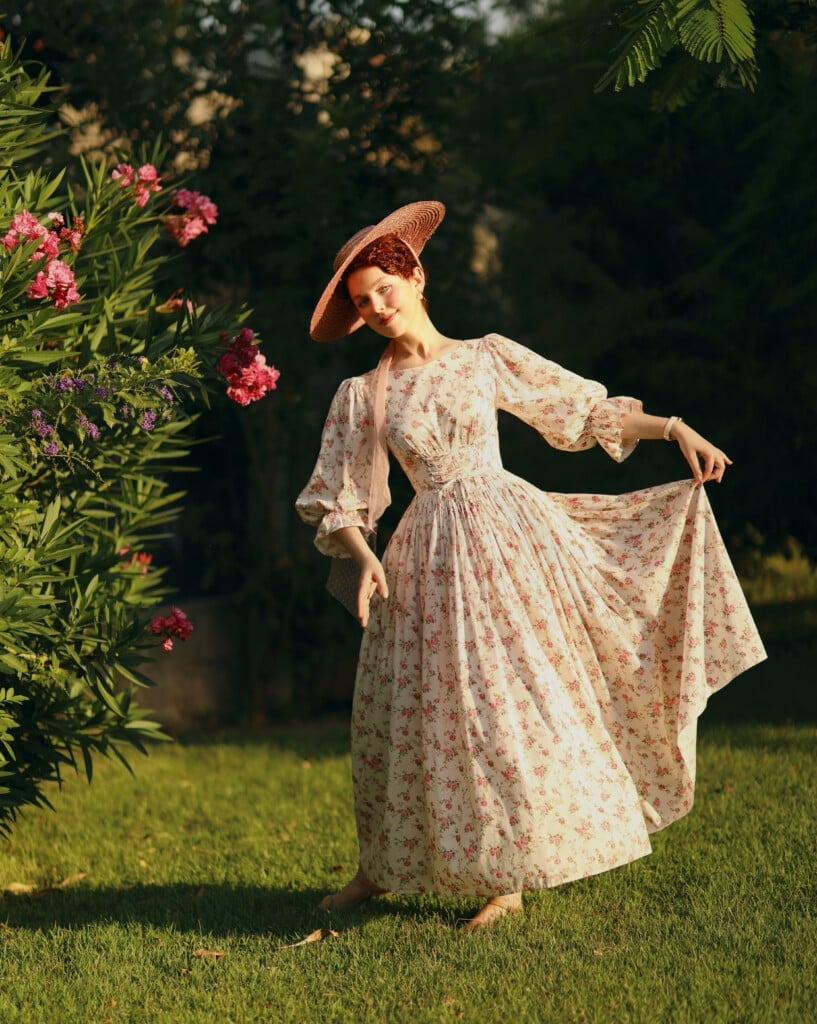Modest Fashion - Restriction or Freedom? | Rebecca Lord Art