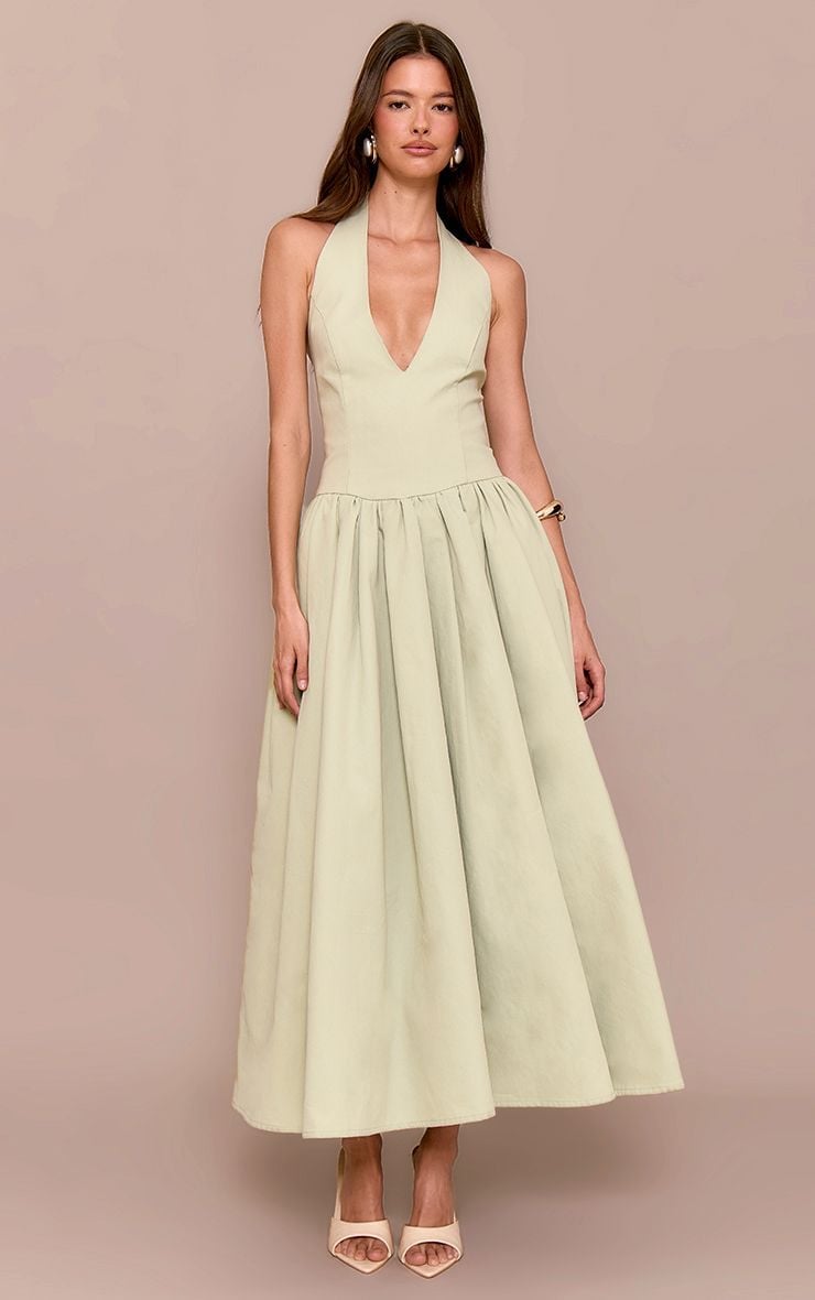 Pale Green Halter Neck Midi Dress with Full Skirt Pale Green Halter Neck Midi Dress with Full Skirt — Aesthetic Pastel Dress