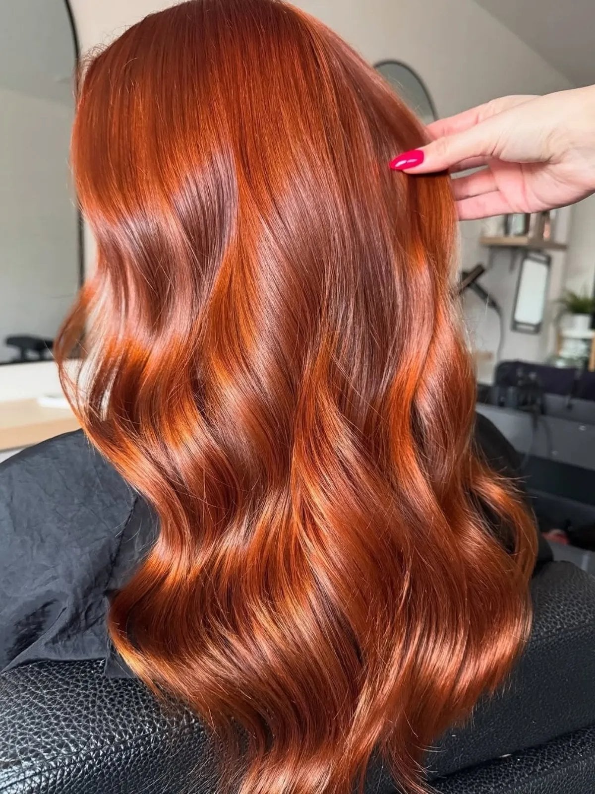 Mid-Back Vibrant Copper Red Waves Mid-Back Vibrant Copper Red Waves — Aesthetic Red Hair