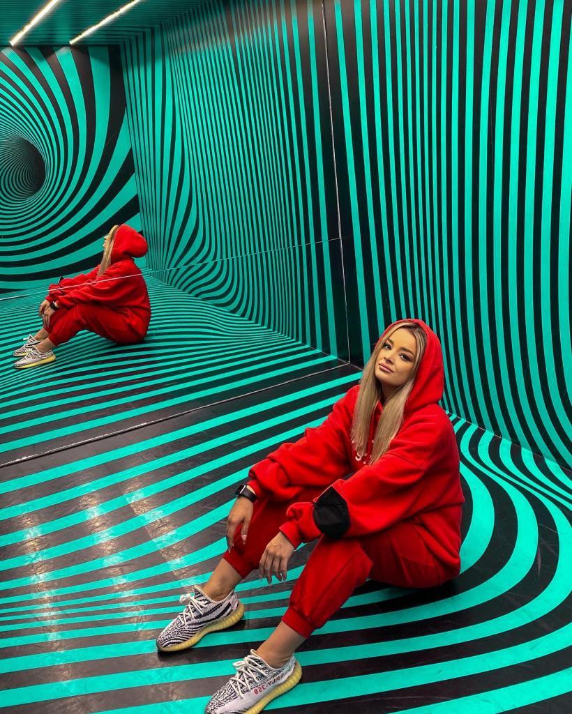 Red Hoodie and Sweatpants Loungewear Set — Aesthetic Red Hoodie Outfit