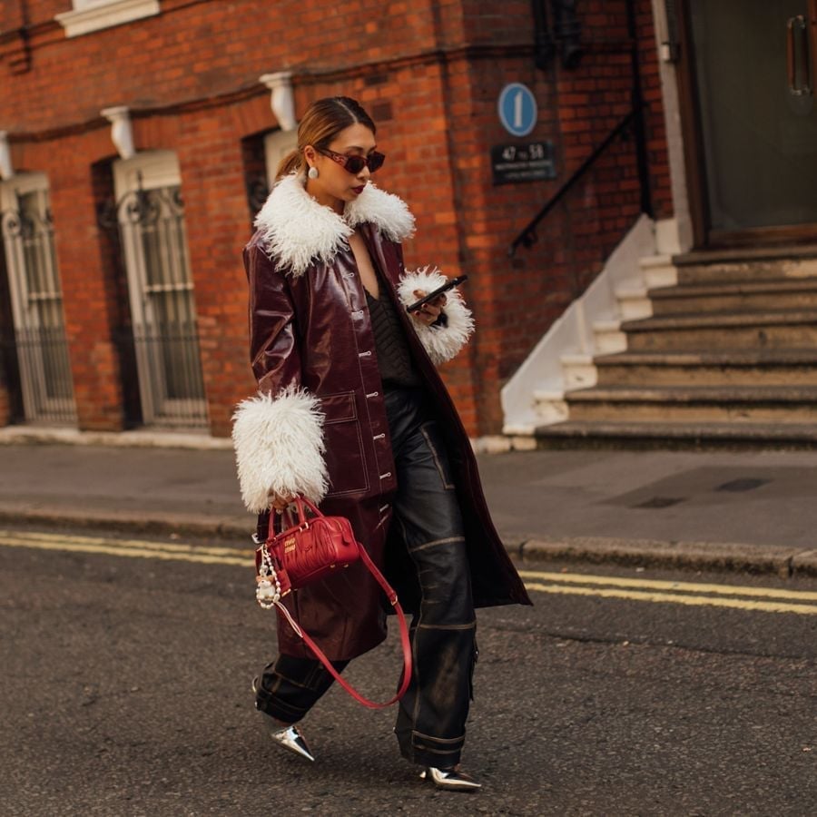 Burgundy Leather Long Coat with Faux Fur Trim Burgundy Leather Long Coat with Faux Fur Trim — Aesthetic Red Leather Jacket Outfit