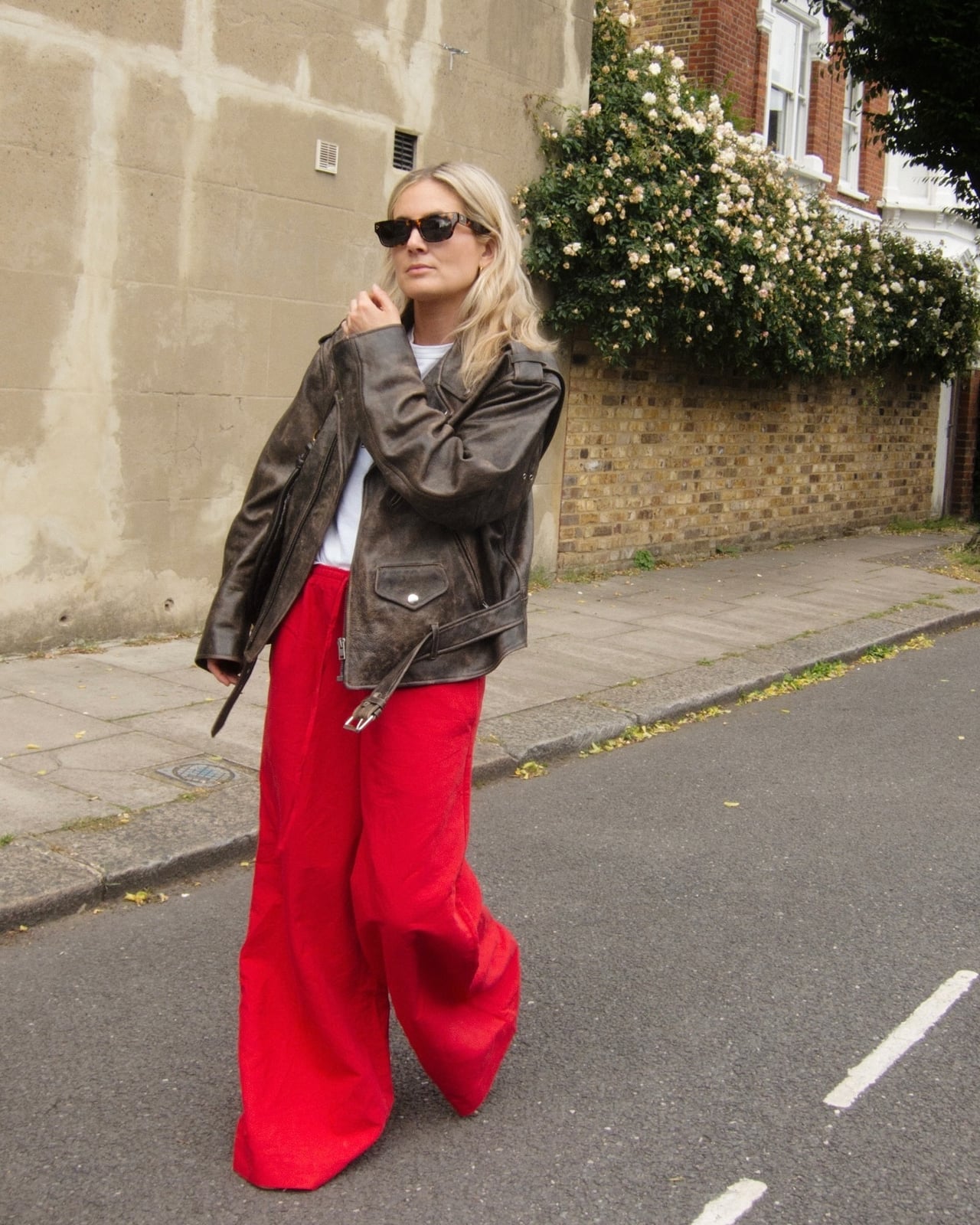 Oversized Red Pants With Leather Jacket Oversized Red Pants With Leather Jacket — Aesthetic Red Sweatpants Outfit