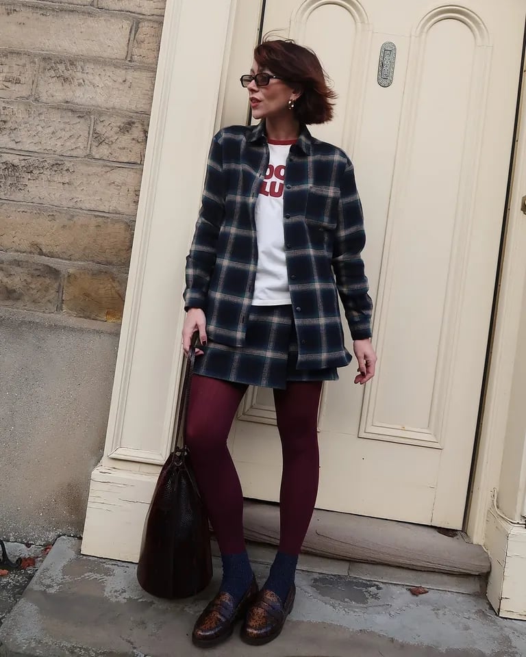 Burgundy Tights With Plaid Overshirt and Mini Skirt Burgundy Tights With Plaid Overshirt and Mini Skirt — Aesthetic Red Tights Outfit