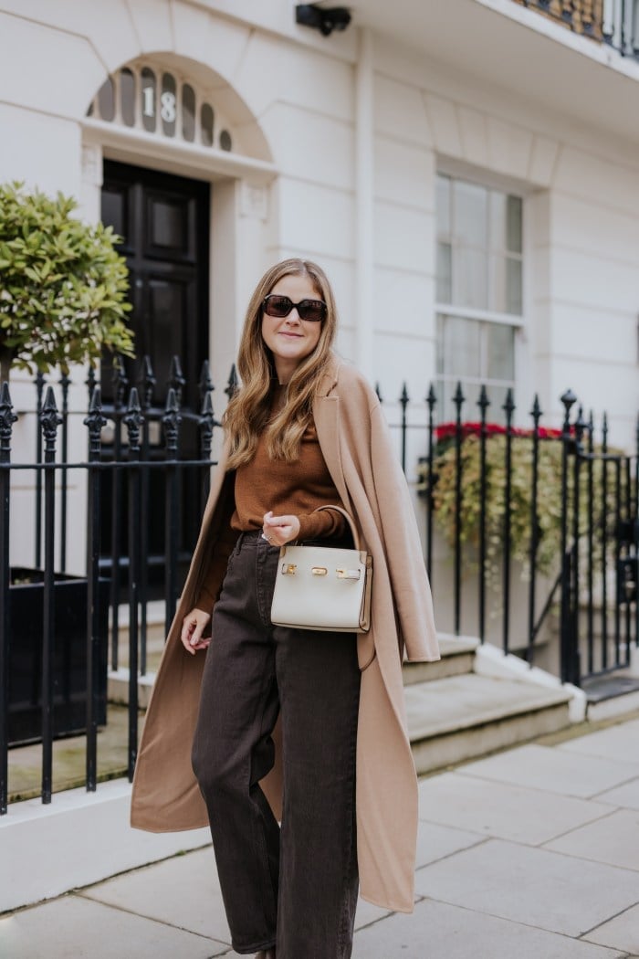 Camel Coat Over Brown Sweater and Dark Pants Camel Coat Over Brown Sweater and Dark Pants — Aesthetic Style Inspo
