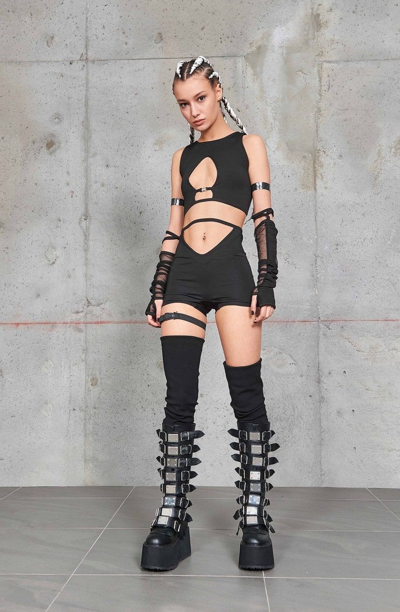 Cut-Out Crop Top with High-Waisted Shorts — Aesthetic Techno Outfit