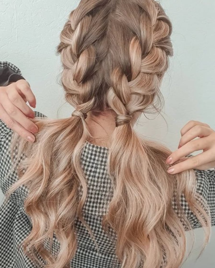 Shoulder-Length Two-Tone Twist Braids Shoulder-Length Two-Tone Twist Braids — Braids to the Back Ideas