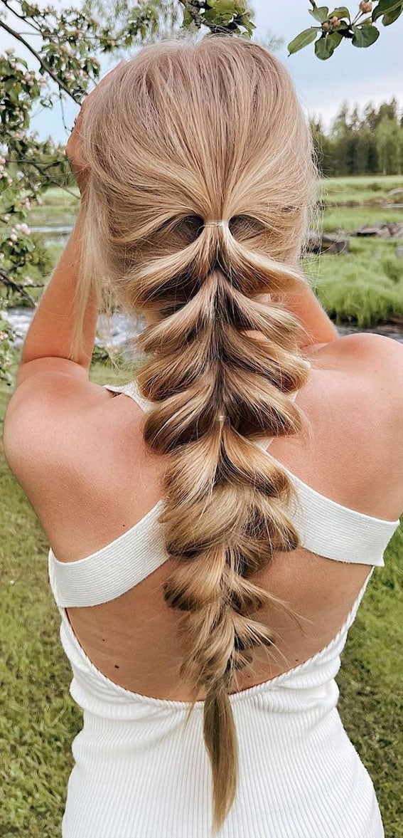 Voluminous Blonde Pull-Through Braid Voluminous Blonde Pull-Through Braid — Braids to the Back Ideas