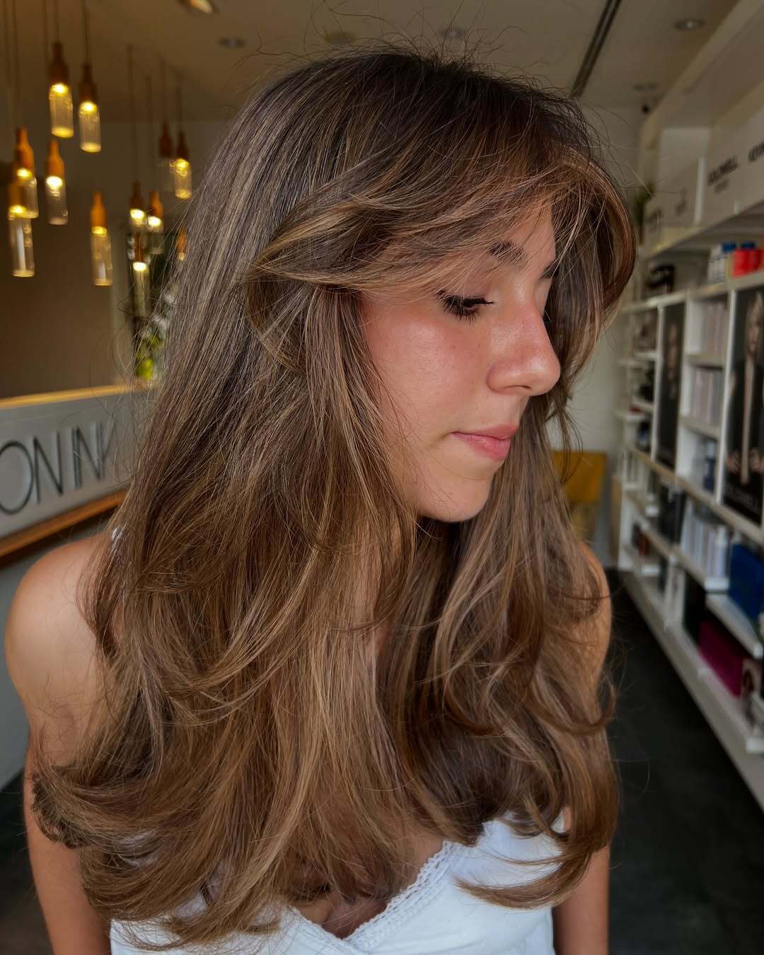 Collarbone Layered Cut With Lighter Brown Highlights — Brunette Hair Inspiration