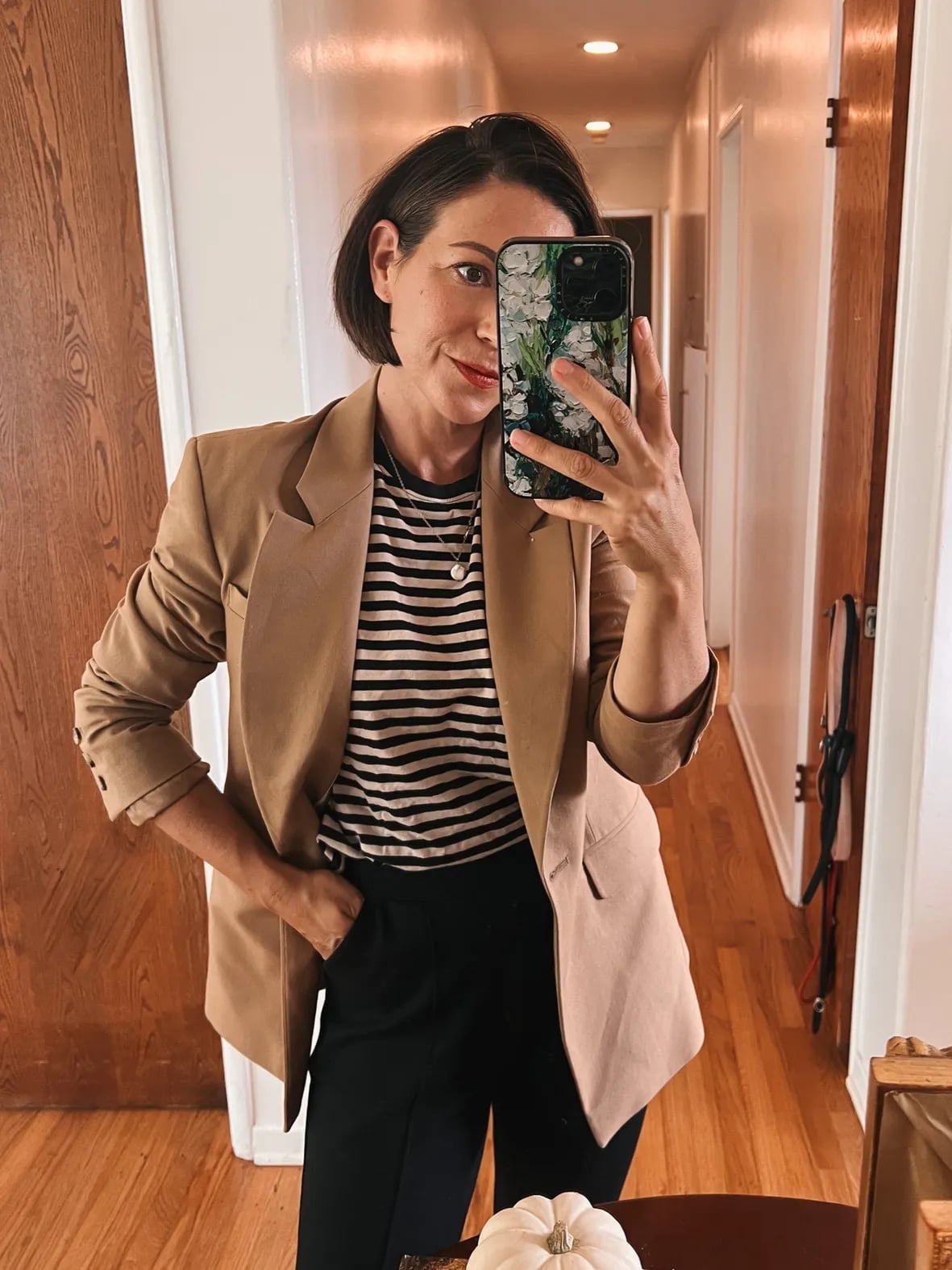 Fitted Brown Blazer Over Striped T-Shirt and Black Trousers Fitted Brown Blazer Over Striped T-Shirt and Black Trousers — Chic Brown Blazer Outfit