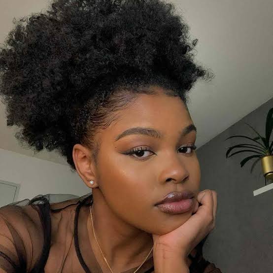 Short High Puff With Middle Part — Classy 4b Hairstyles
