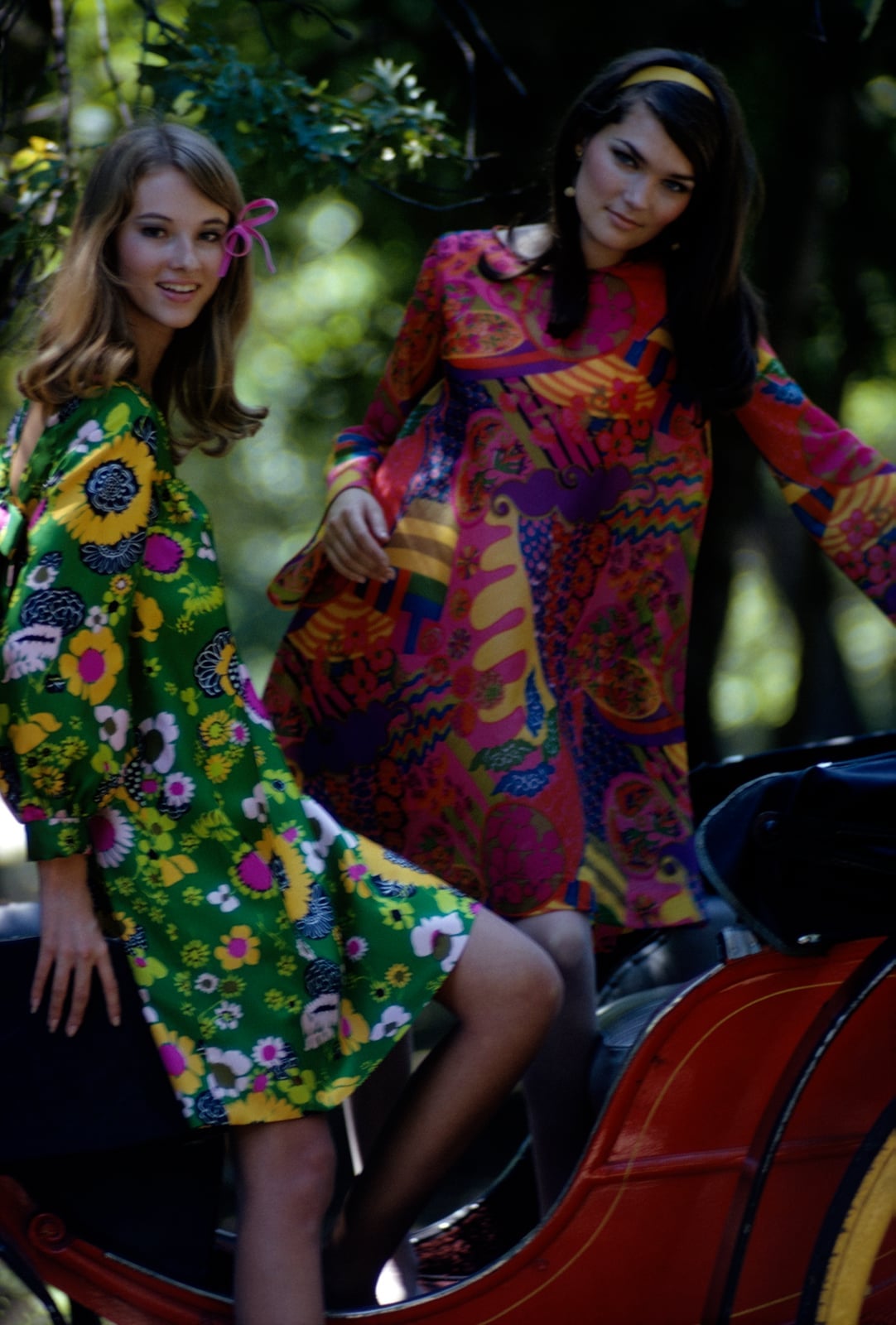 Multi-colored Psychedelic Print Mini Dresses Multi-colored Psychedelic Print Mini Dresses — Classy 60s Outfits