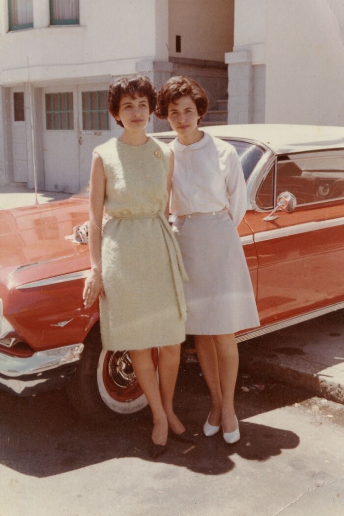 Light Green Textured Shift Dress with Thin Belt Light Green Textured Shift Dress with Thin Belt — Classy 60s Outfits