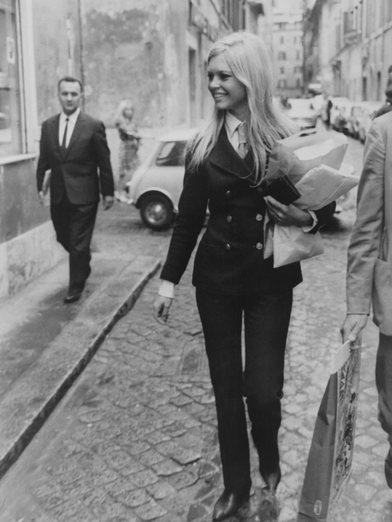 Tailored Black Suit with White Shirt and Tie Tailored Black Suit with White Shirt and Tie — Classy 60s Outfits