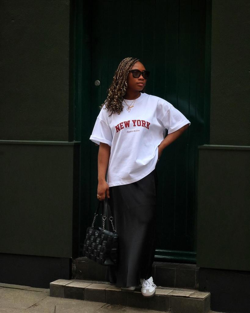 Graphic T-shirt Black Maxi Skirt and White Sneakers Graphic T-shirt Black Maxi Skirt and White Sneakers — Classy Adidas Samba Outfits