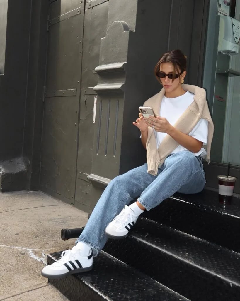 White T-shirt Blue Jeans Beige Sweater and White Adidas Sambas White T-shirt Blue Jeans Beige Sweater and White Adidas Sambas — Classy Adidas Samba Outfits