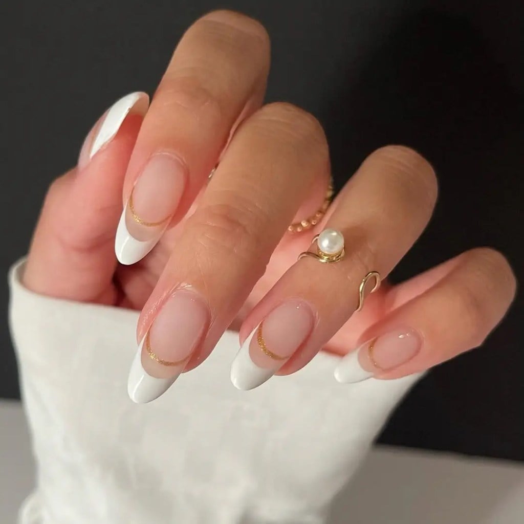Nude Gold Line French Almond Nails Nude Gold Line French Almond Nails — Classy Almond French Tip Nails