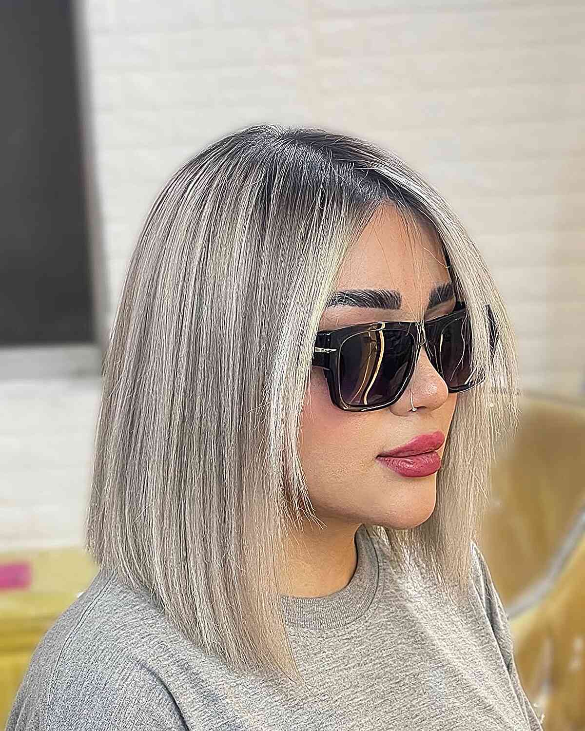 Collarbone Shag Ash Blonde With Highlights Collarbone Shag Ash Blonde With Highlights — Classy Ash Blonde