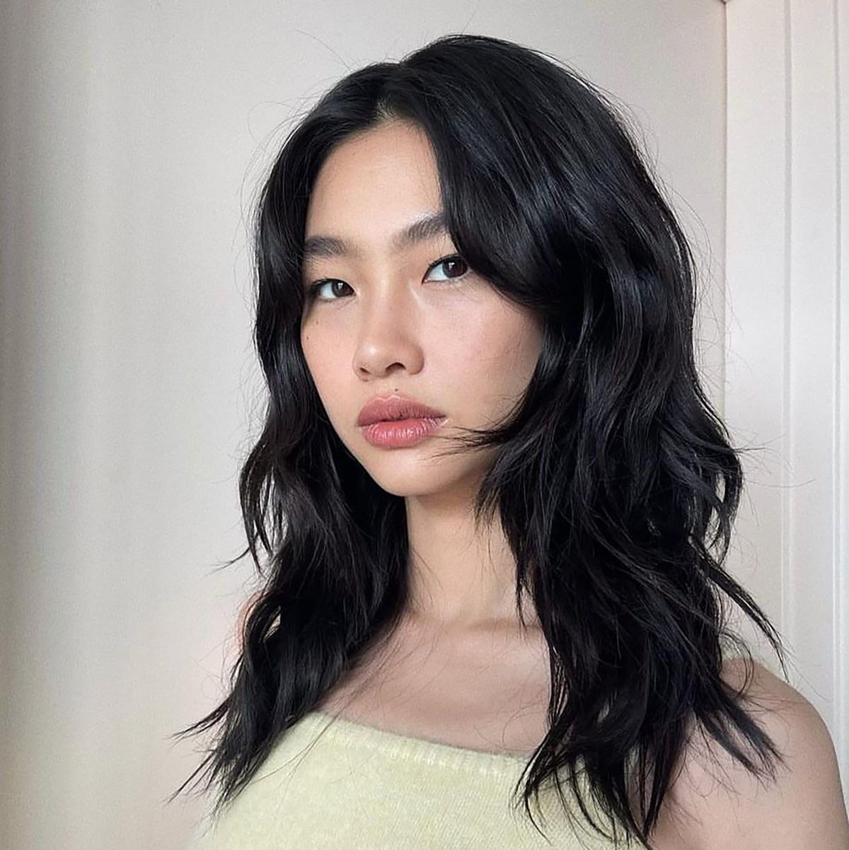 Collarbone Shag With Curtain Bangs — Classy Asian Hairstyles