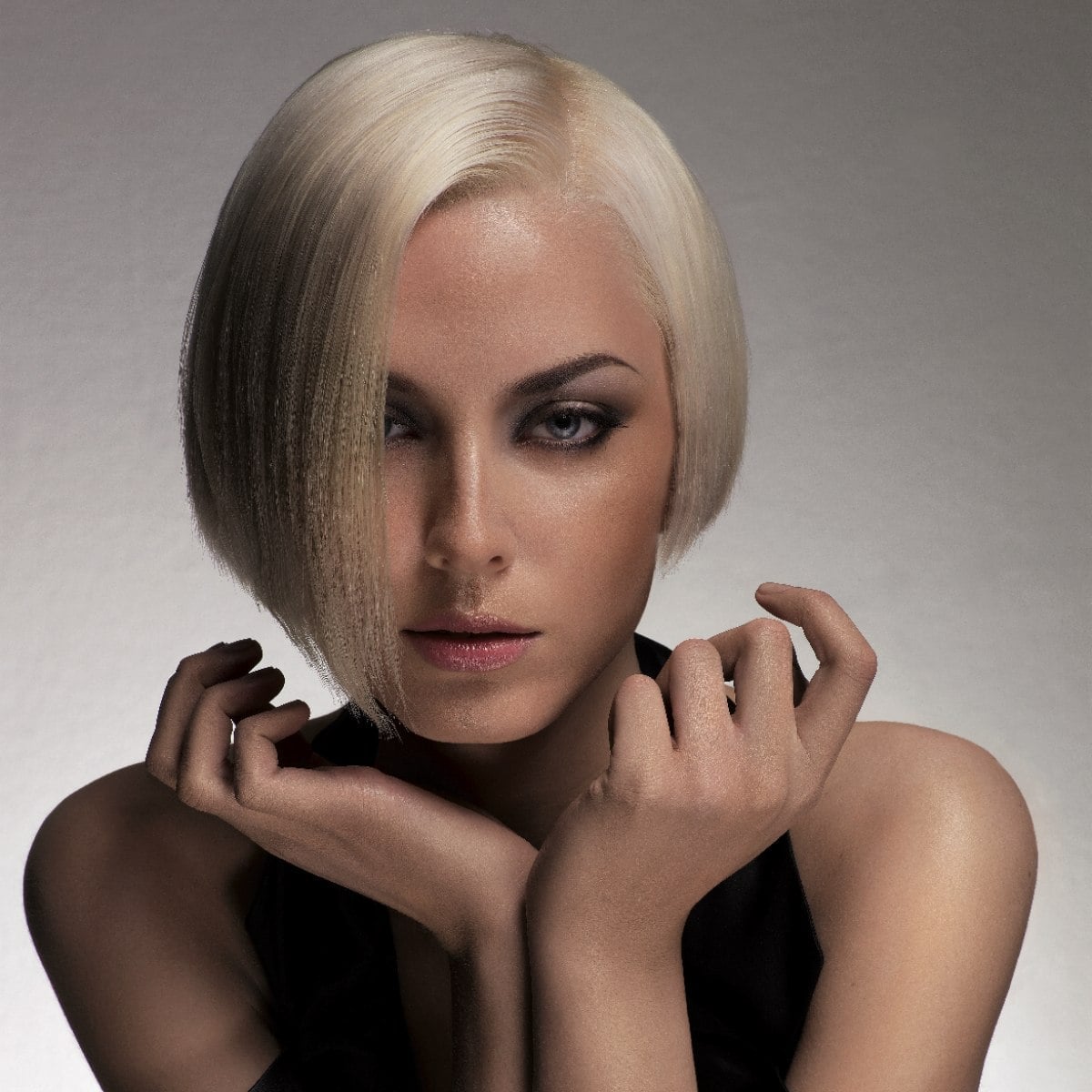 Collarbone Asymmetrical Bob With Money Piece, Platinum Blonde Collarbone Asymmetrical Bob With Money Piece, Platinum Blonde — Classy Asymmetrical Bob