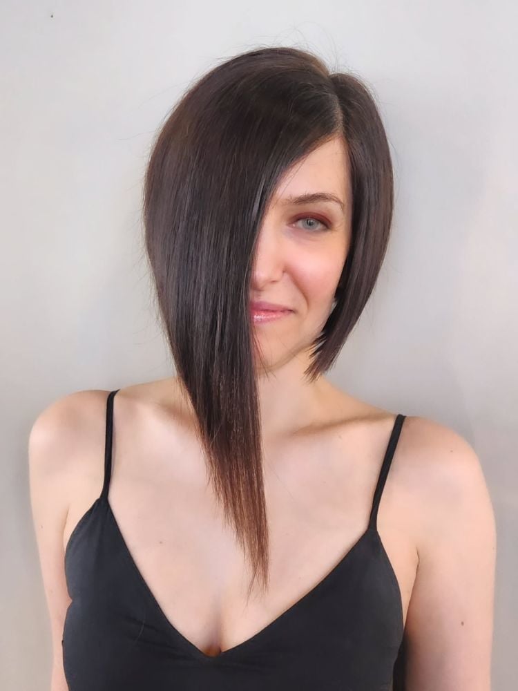 Chin Asymmetrical Bob Poker Straight Chin Asymmetrical Bob Poker Straight — Classy Asymmetrical Bob
