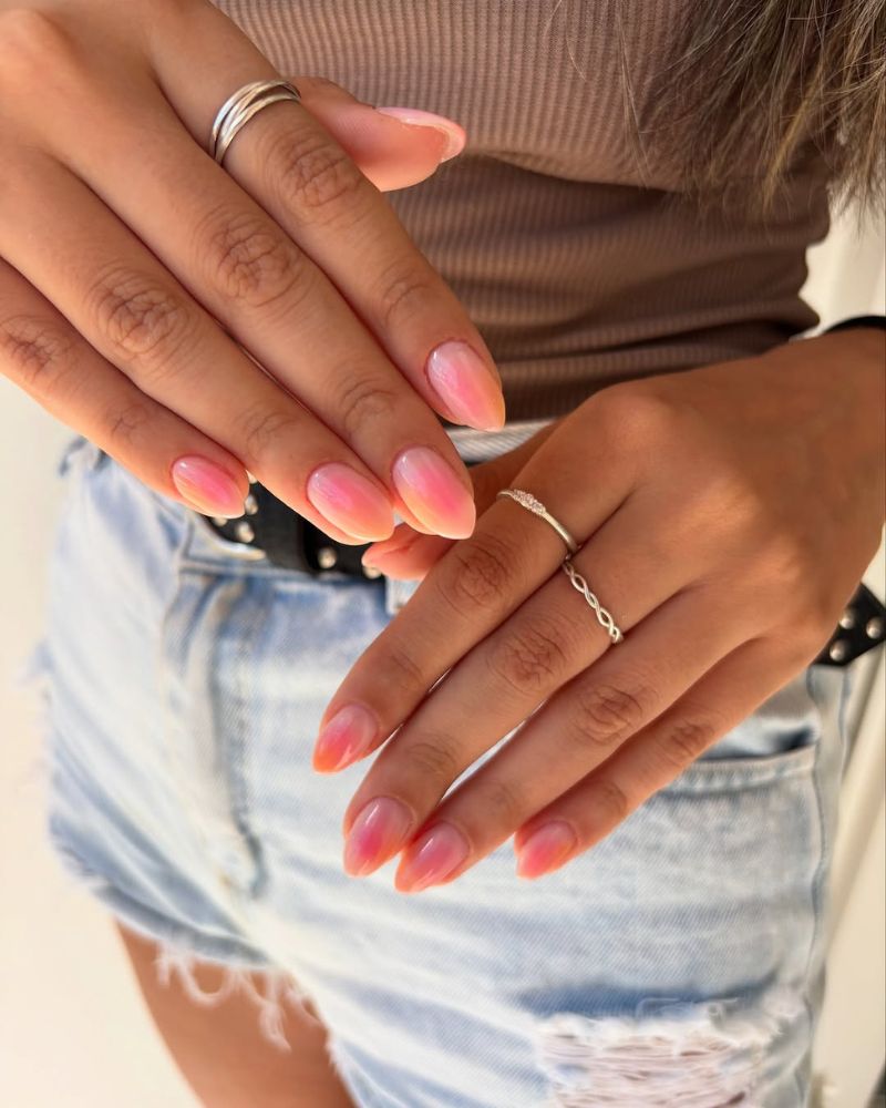 Pink Peach Yellow Glossy Gradient Medium Almond Nails, миндаль — Classy Aura Nails