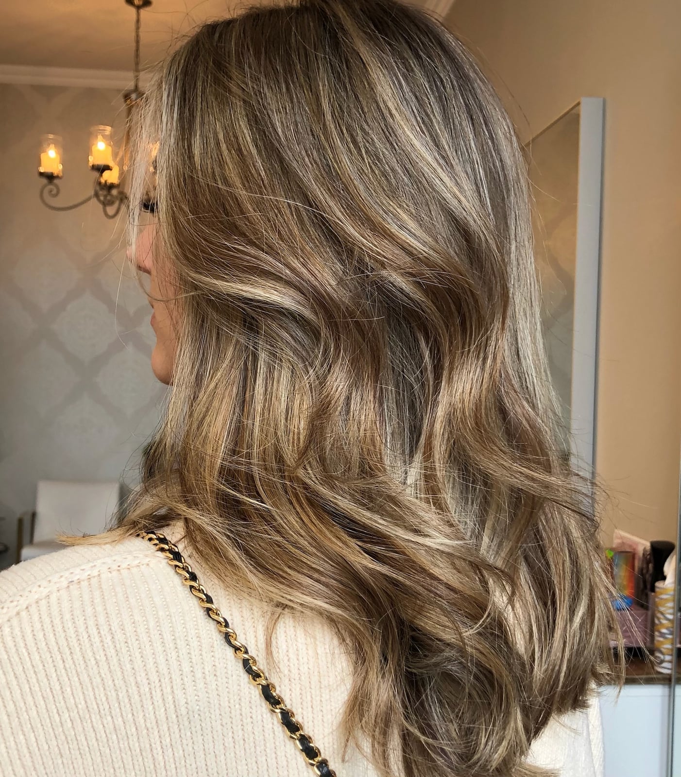 Collarbone Lob Medium Brown With Blonde Caramel Balayage — Classy Balayage Highlights