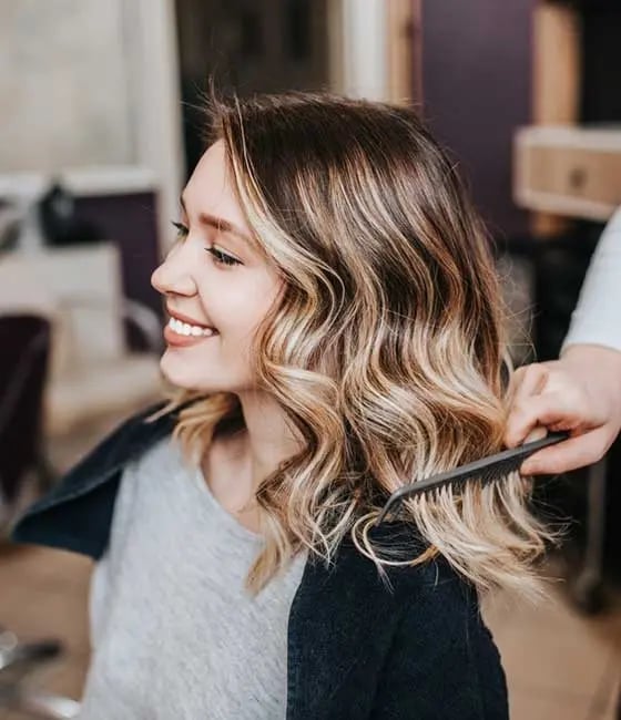 Collarbone Medium Brown With Blended Blonde Balayage — Classy Balayage Highlights