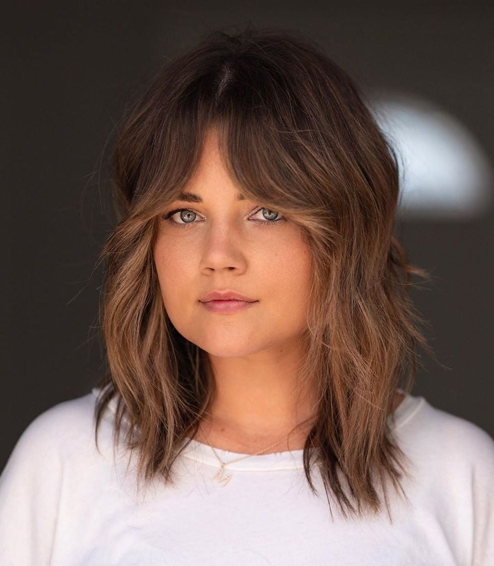 Collarbone Shag With Curtain Bangs and Air Dried — Classy Bangs for Round Face