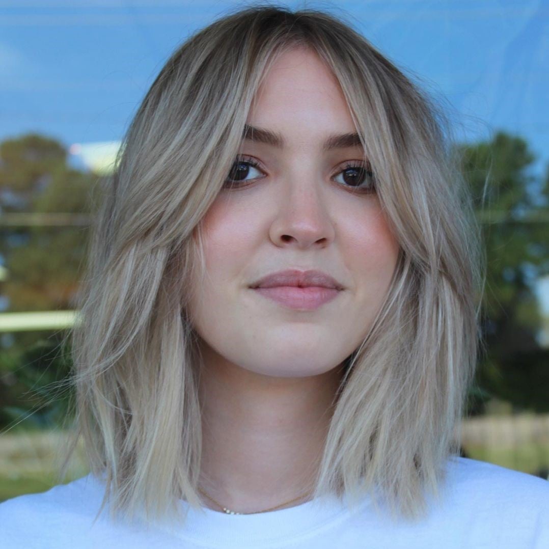 Collarbone Bob With Wispy Curtain Bangs — Classy Bangs for Round Face